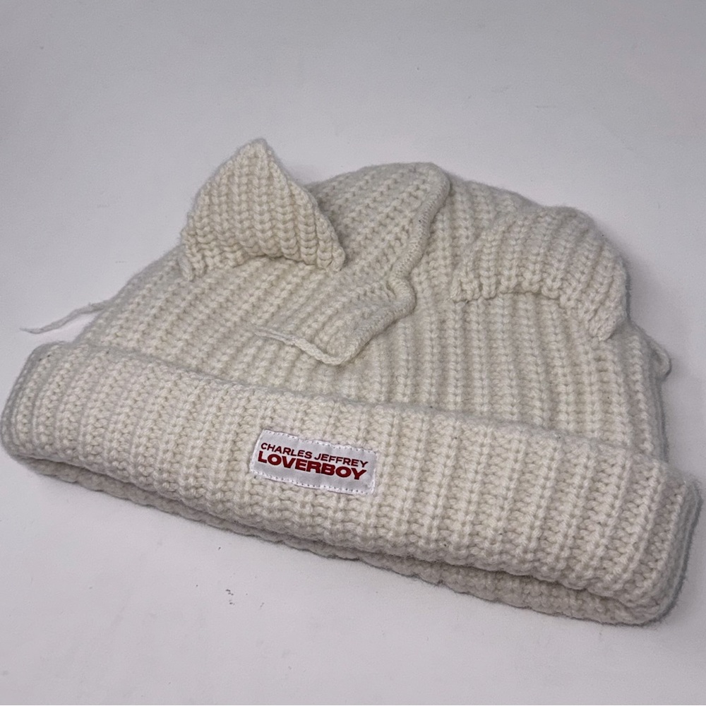 Charles Jeffrey Loverboy Chunky Ears Beanie 'Ecru' - Picture 2 of 7